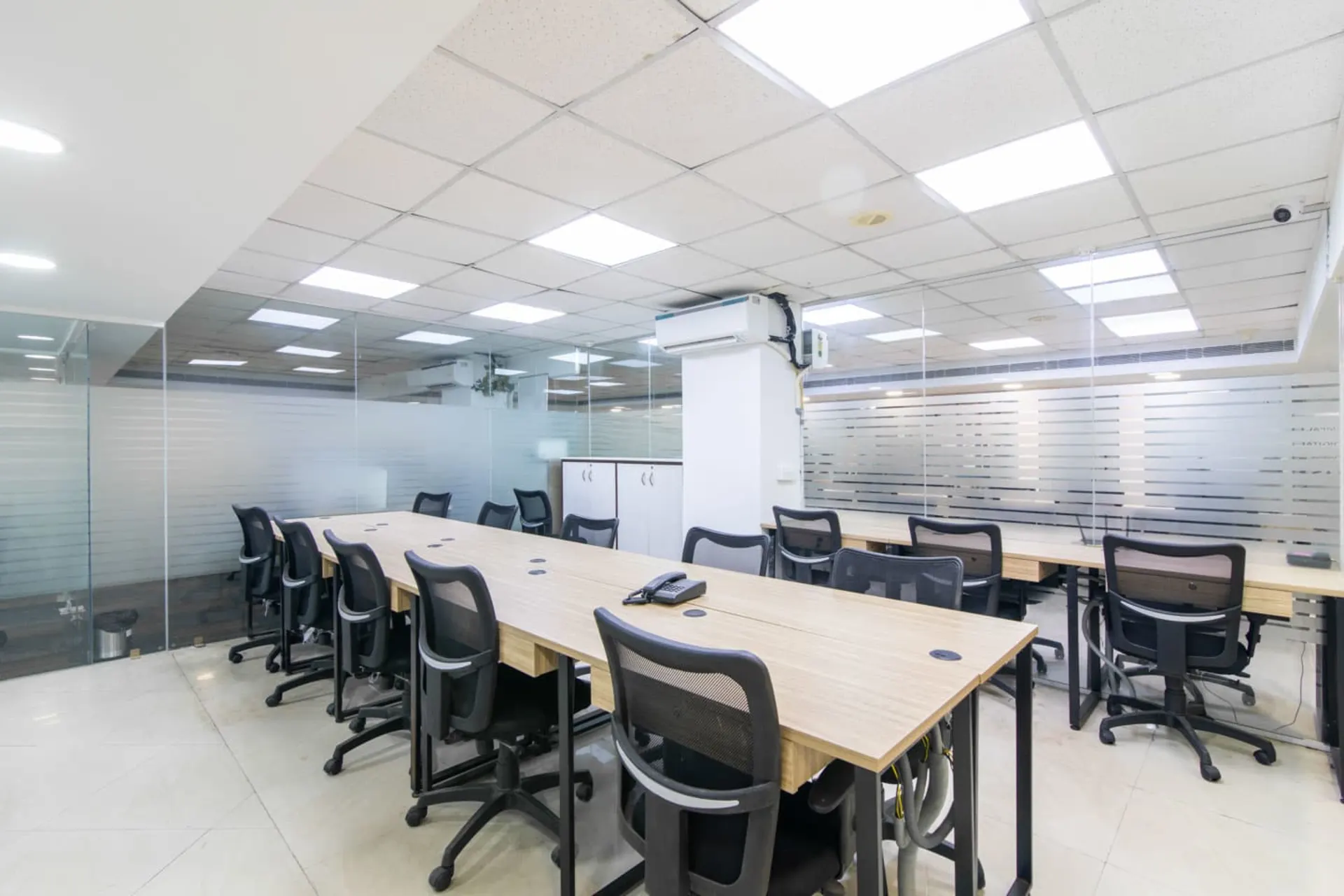 Rworkspaces - Devika Towers 4