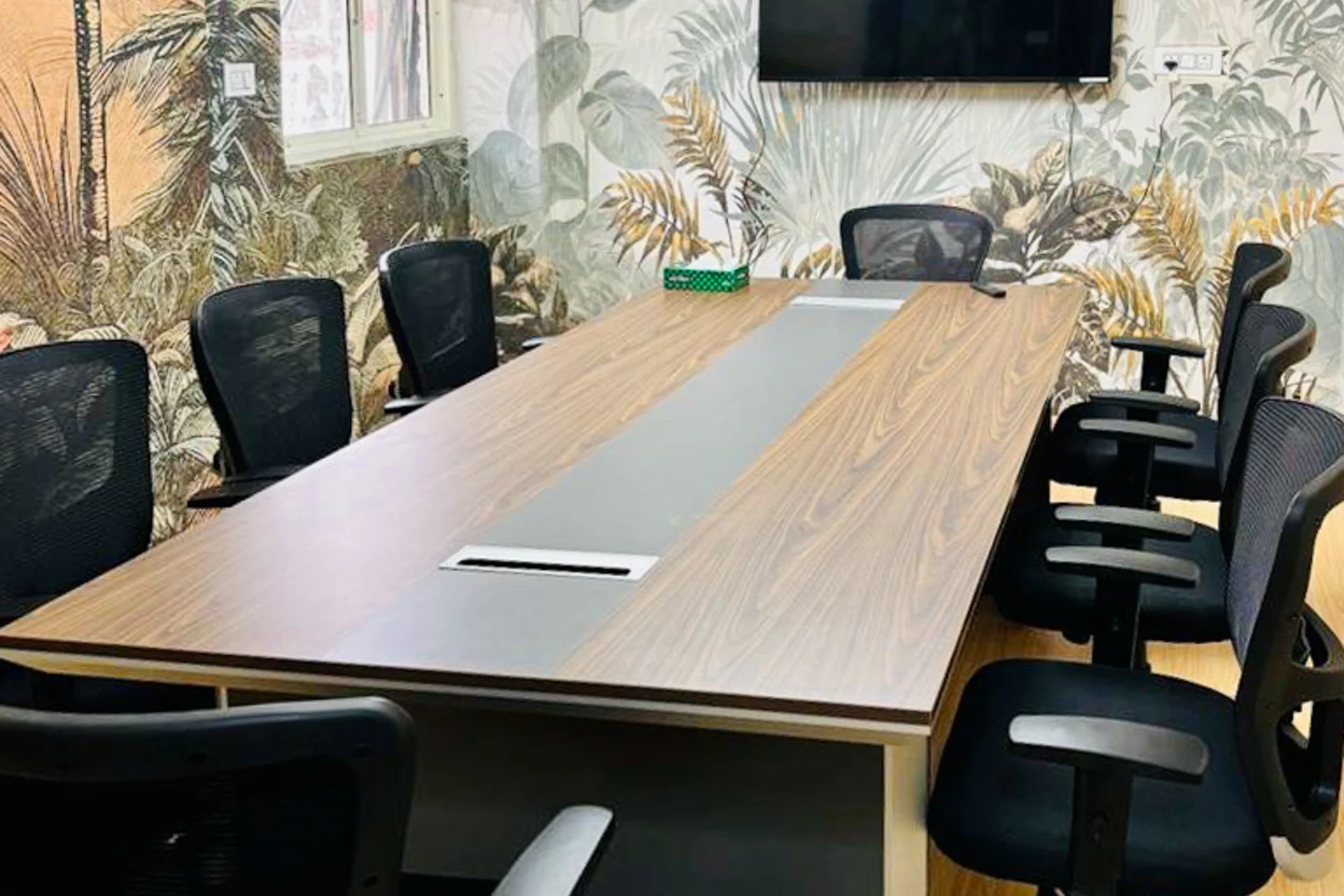 Business Magnets Workspaces 6