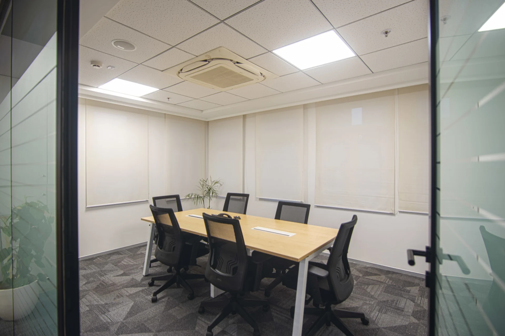 Skootr - Kailash Building CP 11