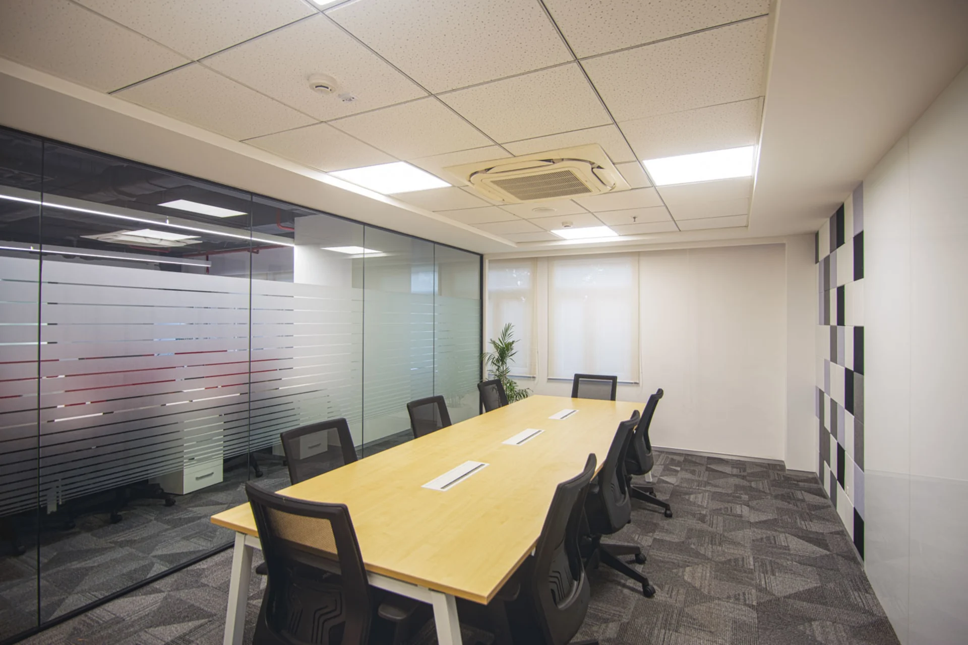 Skootr - Kailash Building CP 13