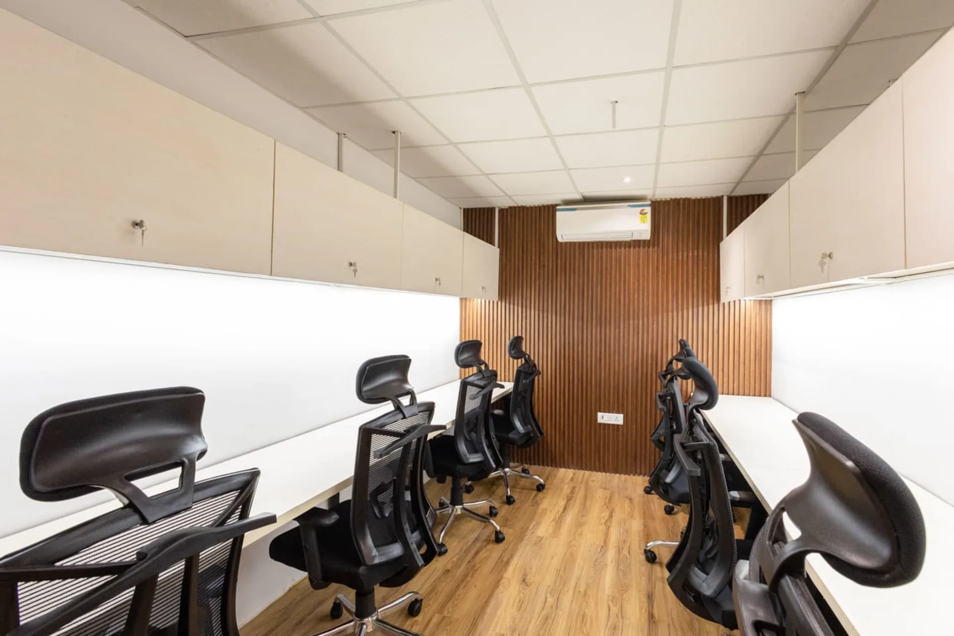 Empowerers Coworking City 6