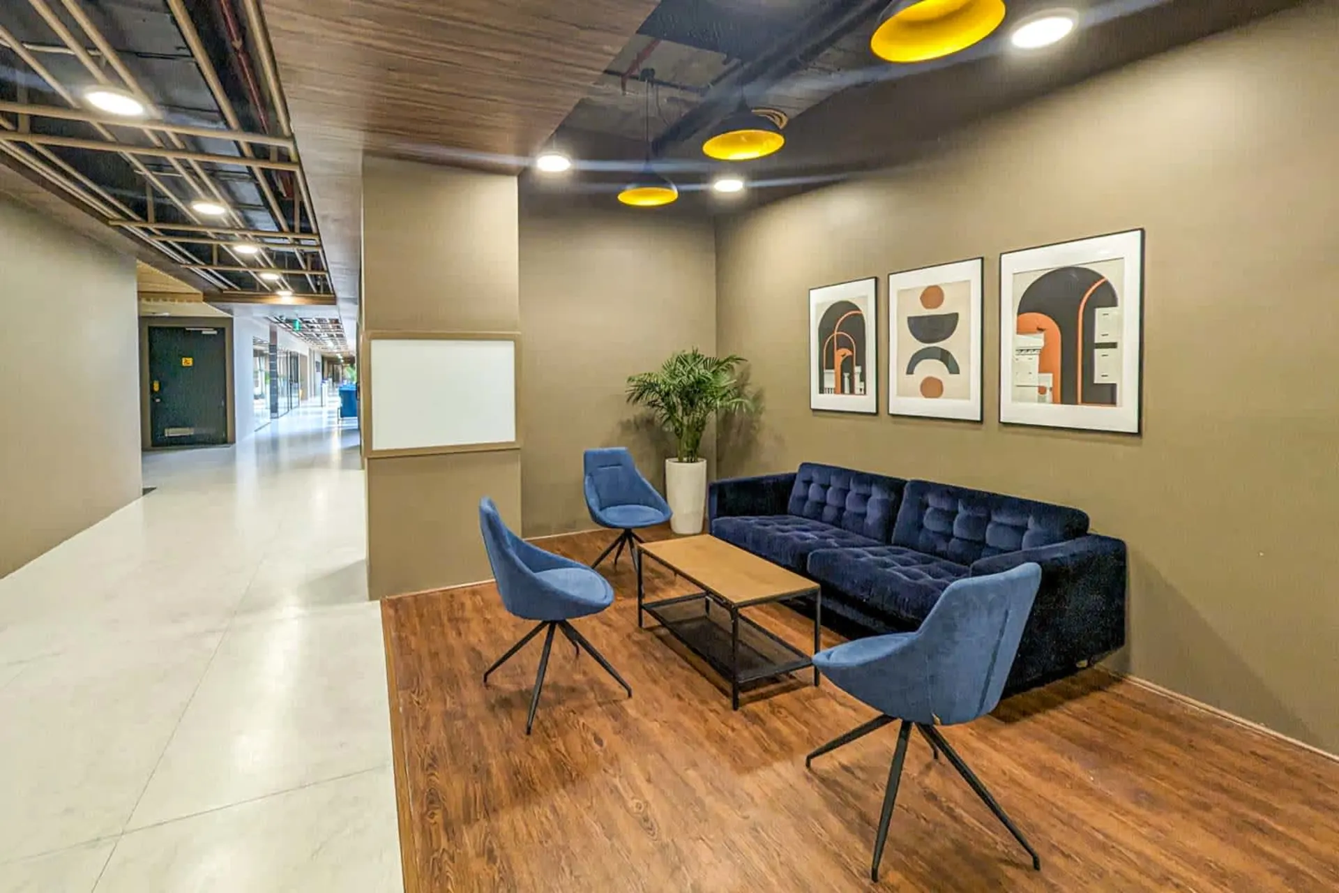 The Circle.Work - Omaxe Square 4