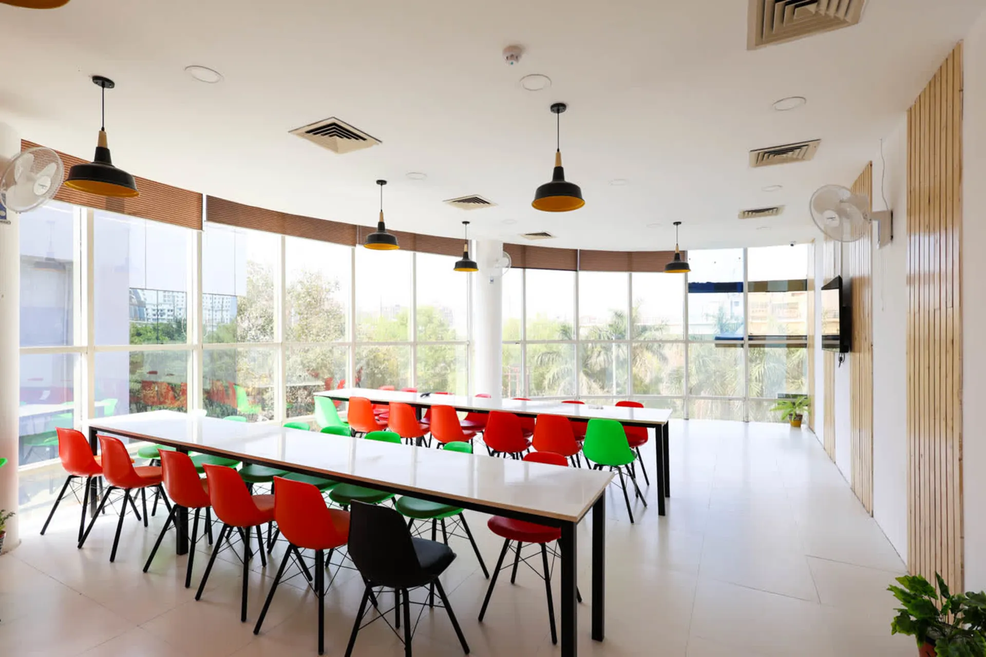 SupremeWork - Spring Meadows Business Park 10