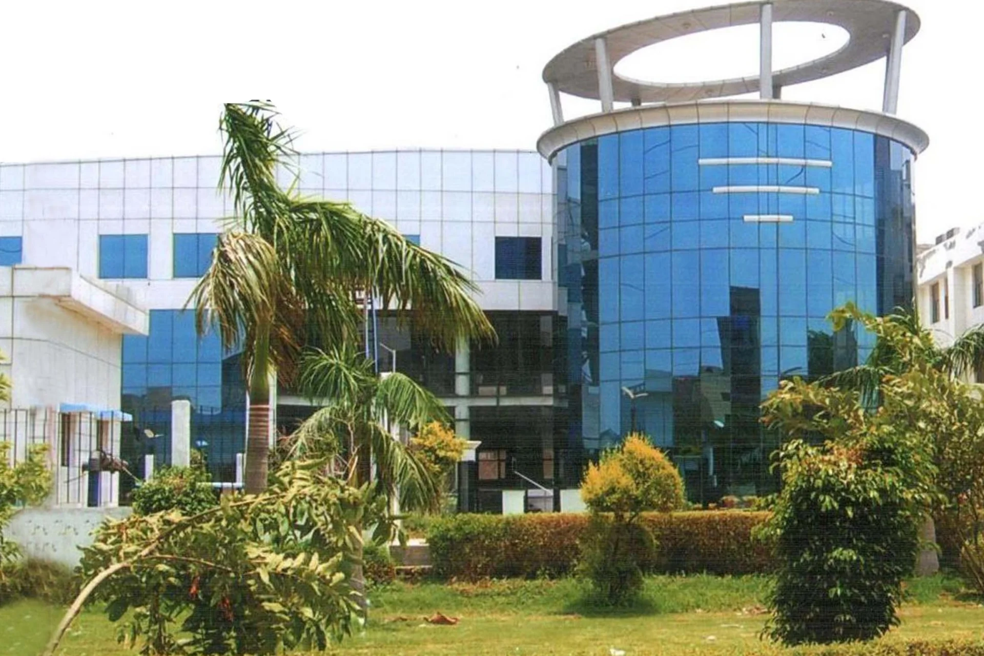 SupremeWork - Spring Meadows Business Park