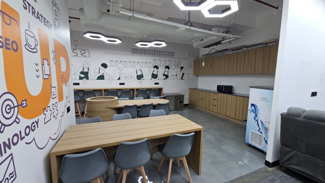 Spacient Co-working - Logix Park 4