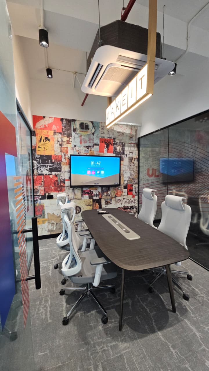 Spacient Co-working - Logix Park 12
