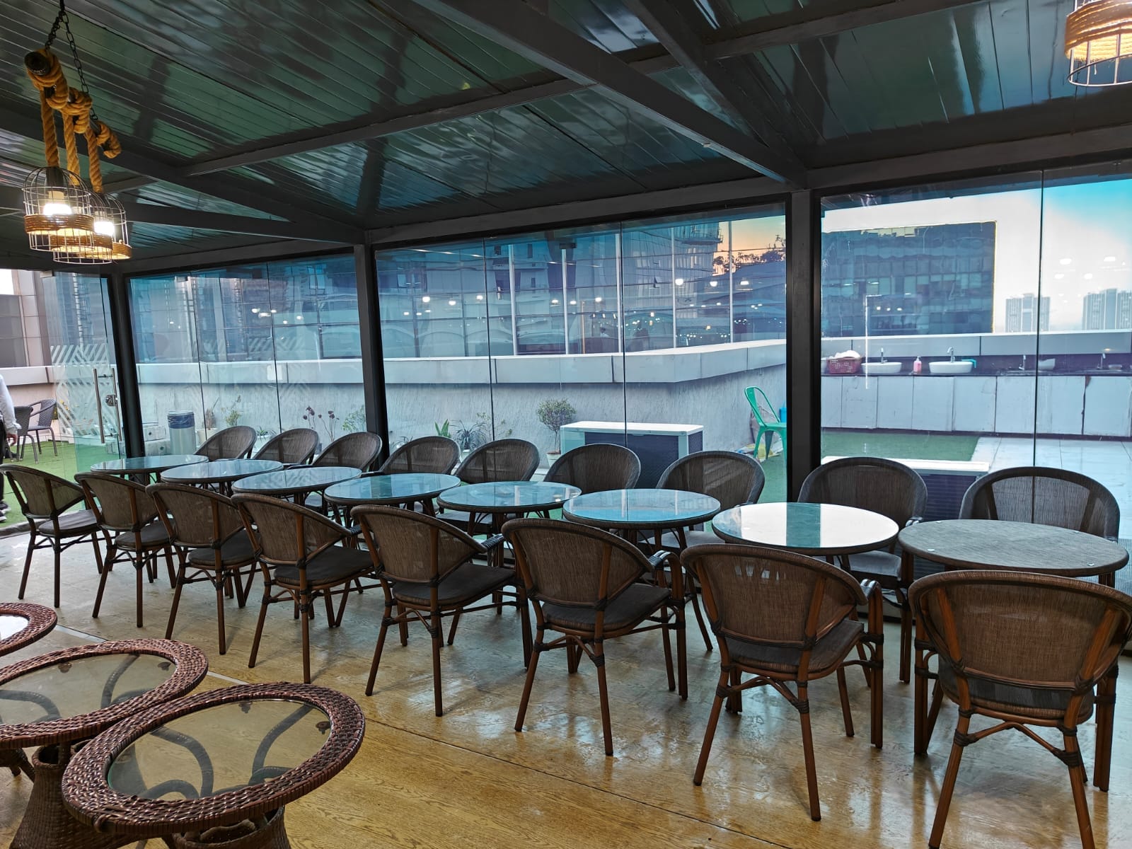 Co-offiz: Coworking Space in Golf Course Ext. Road, Gurugram-58 5