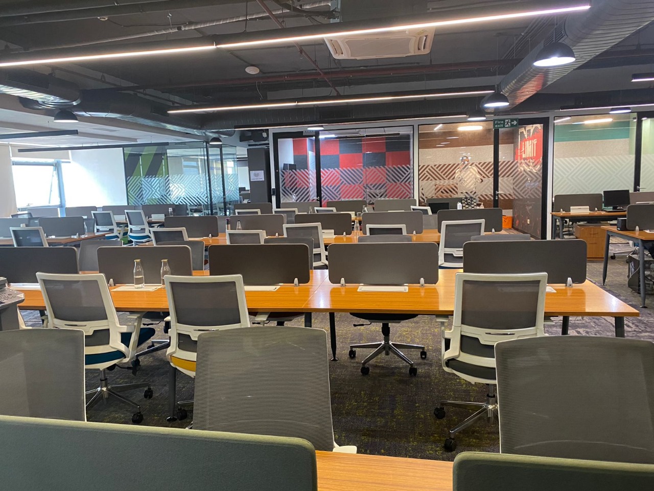 Co-offiz: Coworking Space in Golf Course Ext. Road, Gurugram-58 17