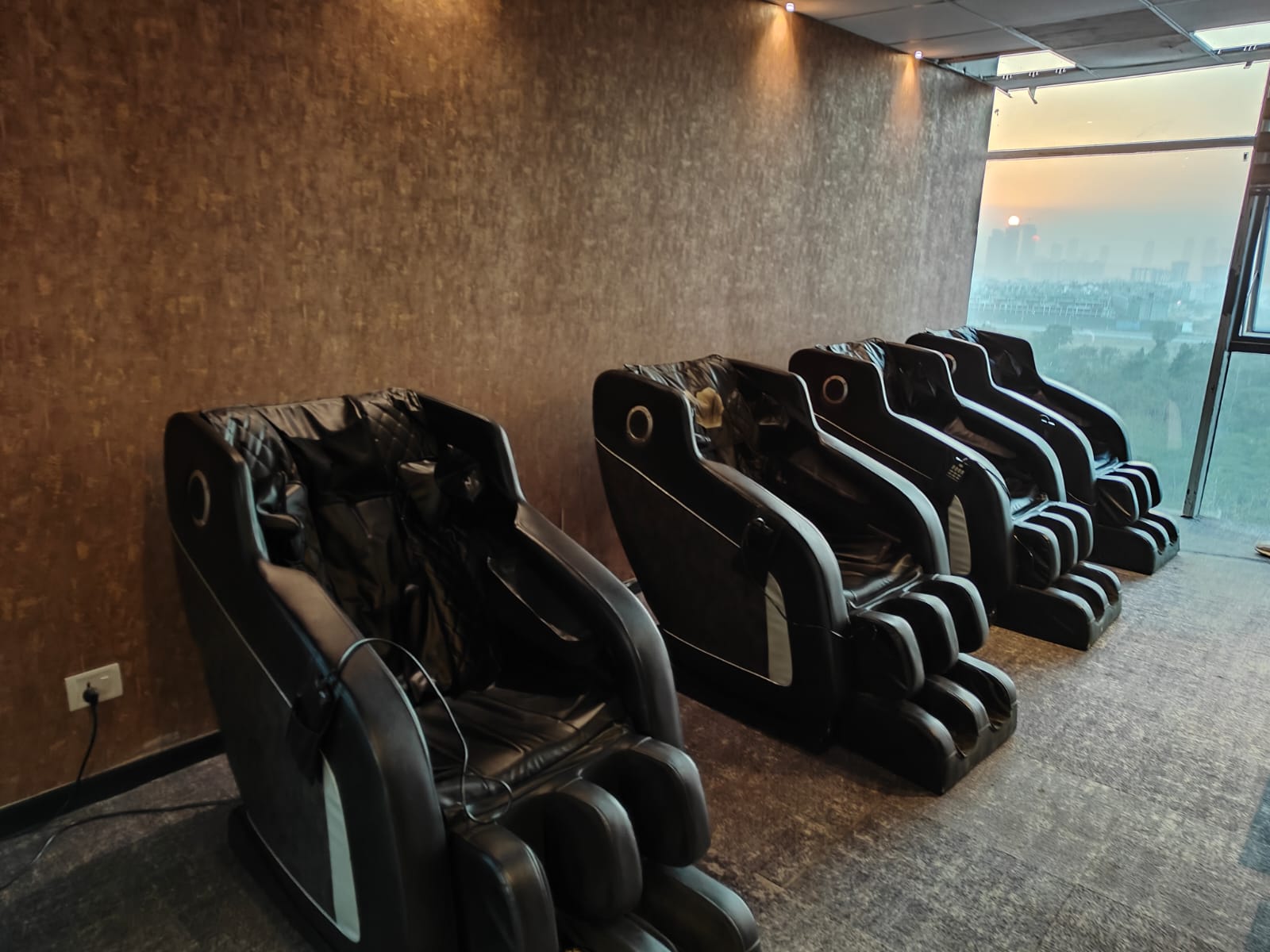 Co-offiz: Coworking Space in Golf Course Ext. Road, Gurugram-58 14