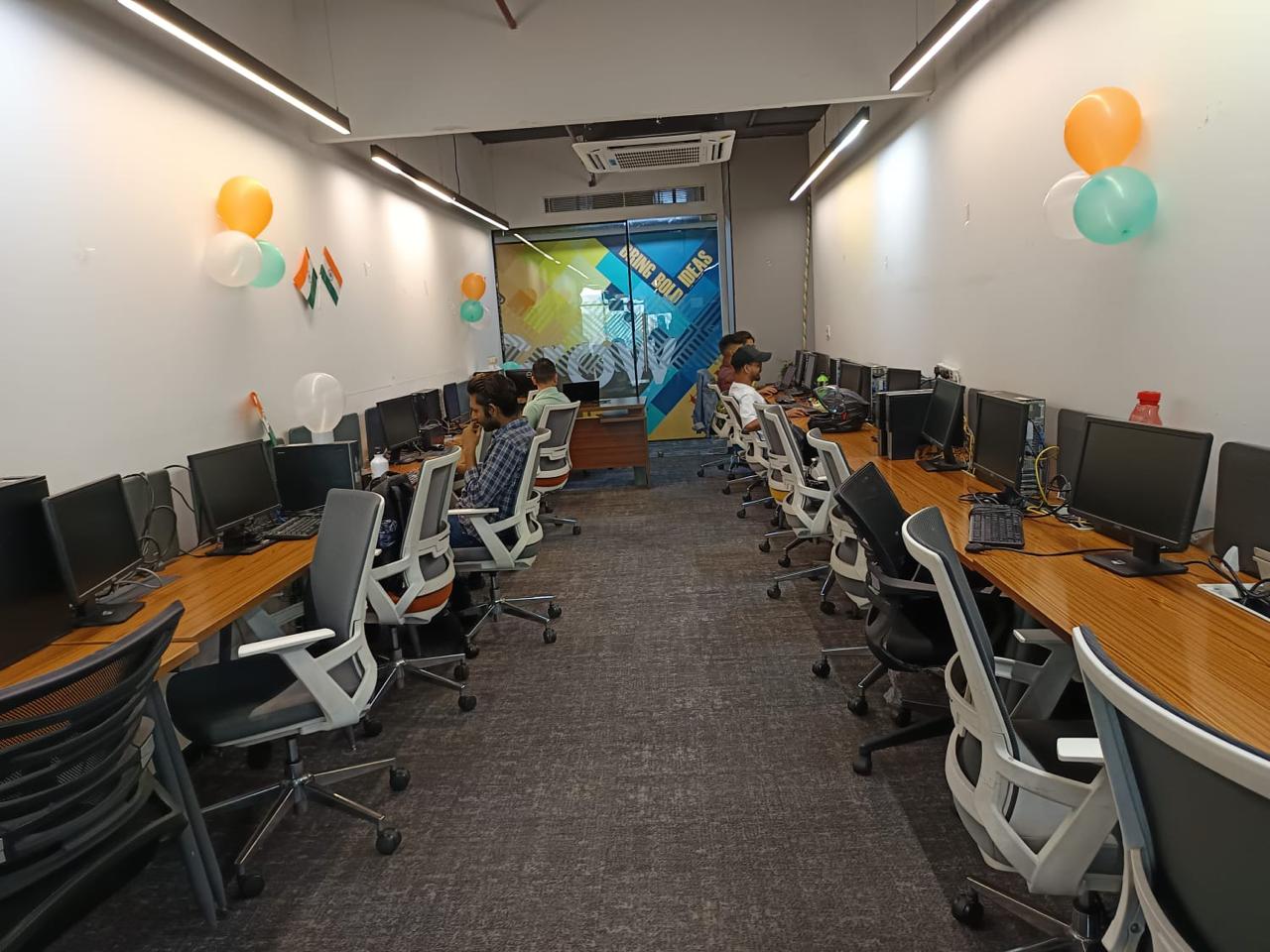 Co-offiz: Coworking Space in Golf Course Ext. Road, Gurugram-58 18