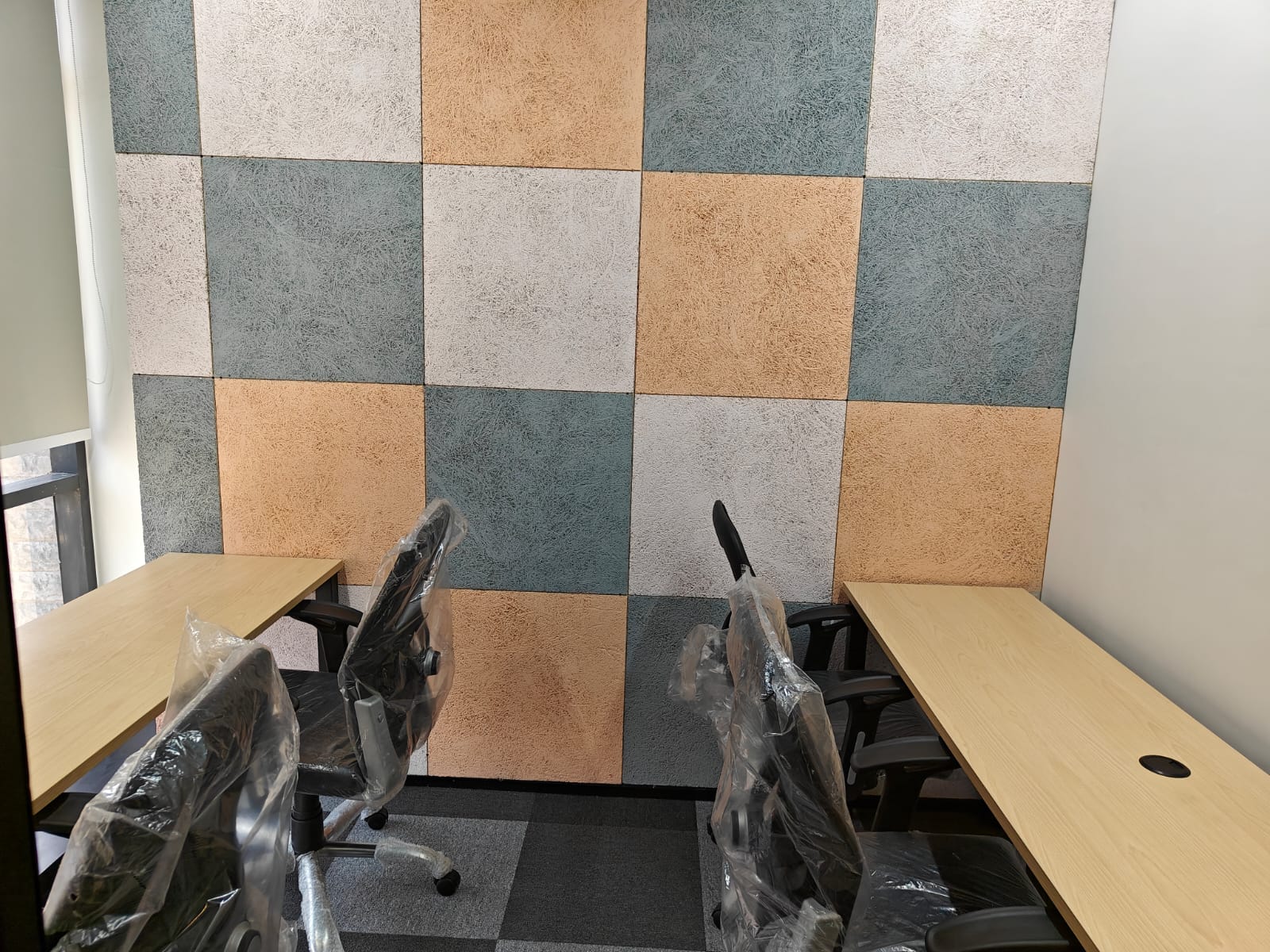CO-OFFIZ: Coworking Space in Noida Sec-63 14