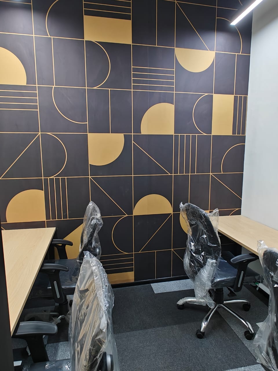 CO-OFFIZ: Coworking Space in Noida Sec-63 17