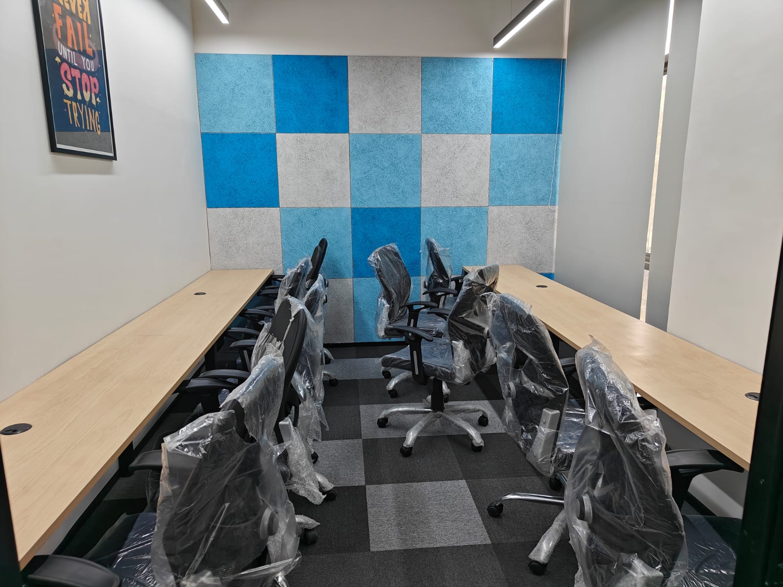 CO-OFFIZ: Coworking Space in Noida Sec-63 11
