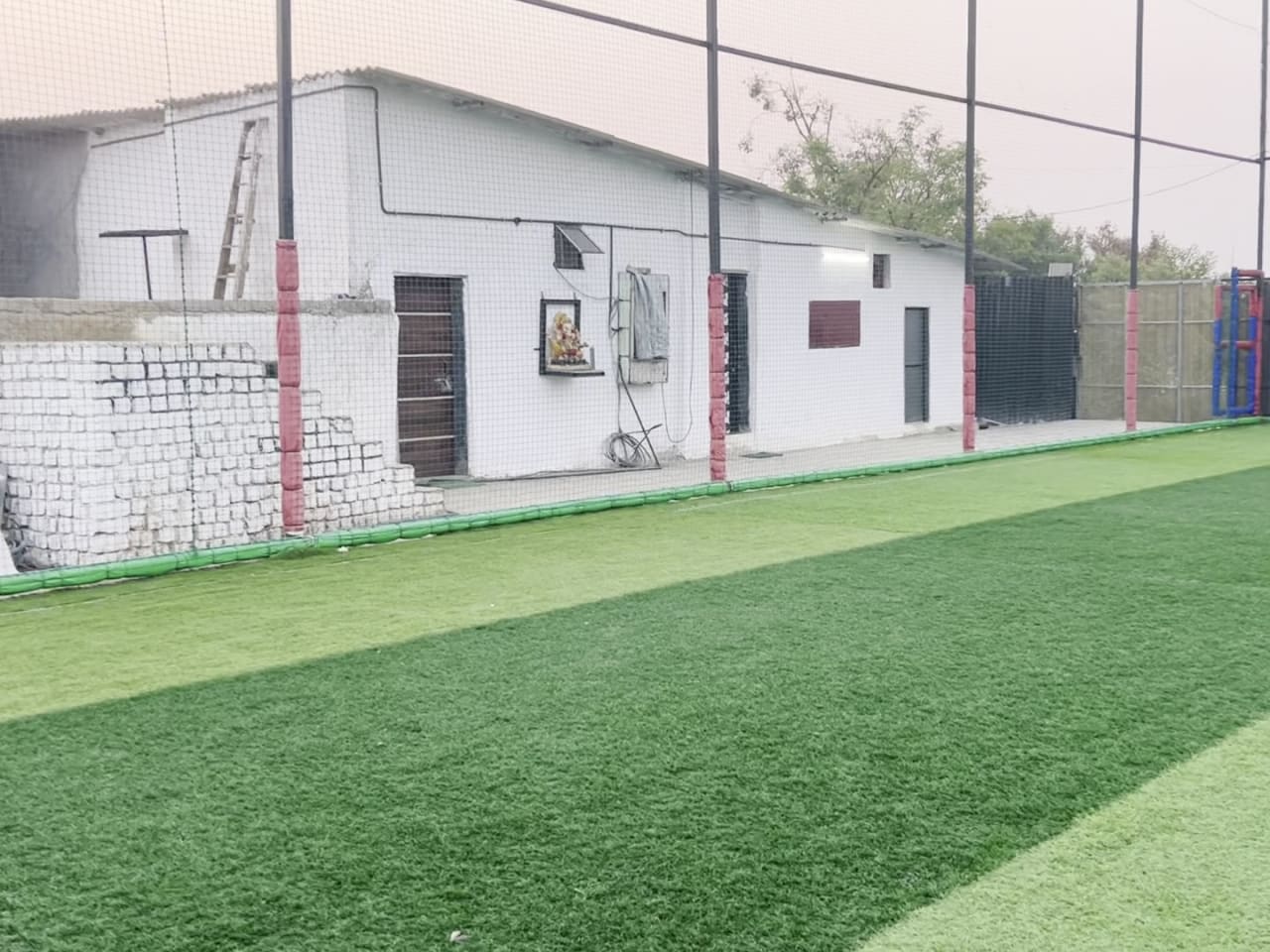 Strike - Hill Side Turf image 2