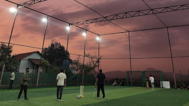 Strike - Hill Side Turf 3