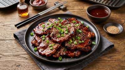Aromatyczna koreańska karkówka w słodko-pikantnej marynacie gochujang