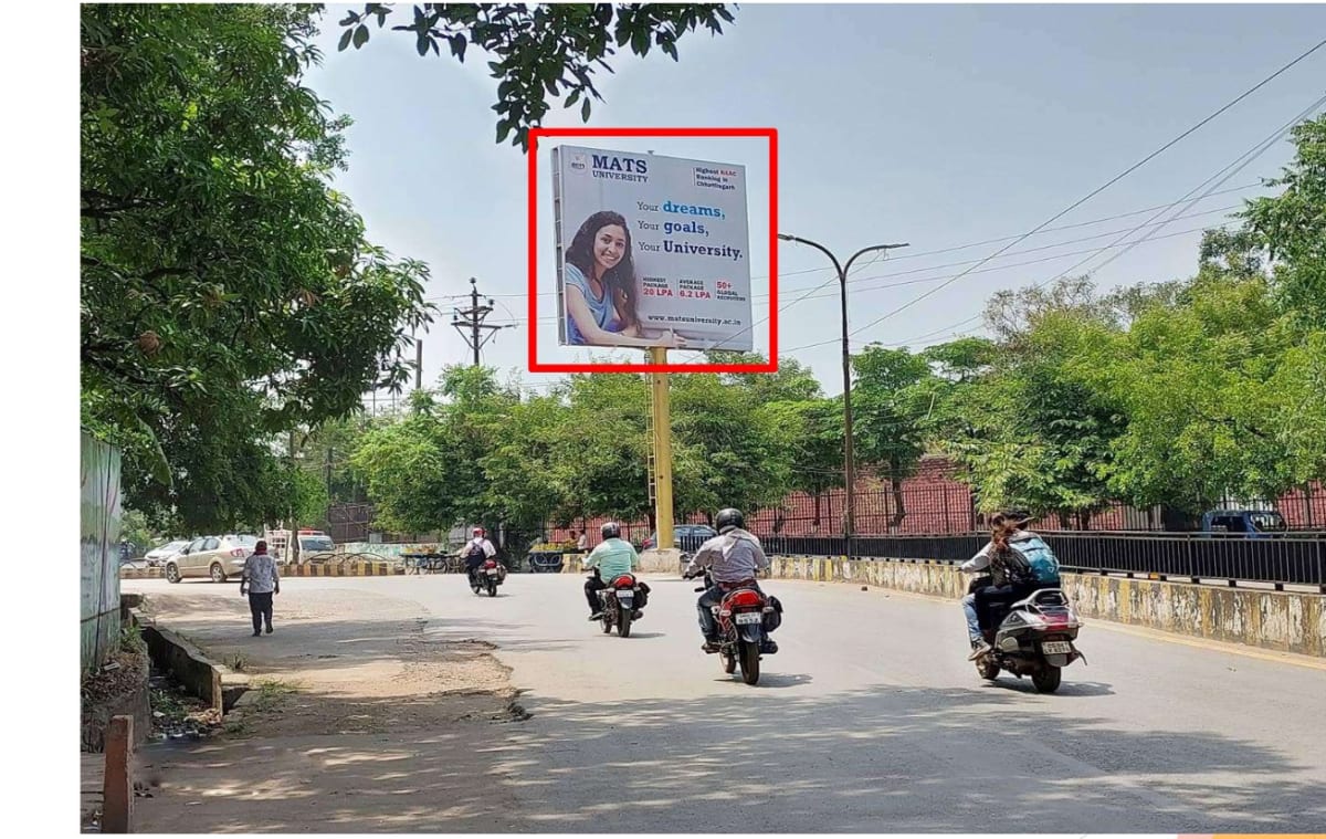 Unipole - MEKAHARA CHOWK KHALSA SCHOOL TURNING FACING BUS STAND ( KAMDHENU ) - Unipole in Raipur, Chhattisgarh