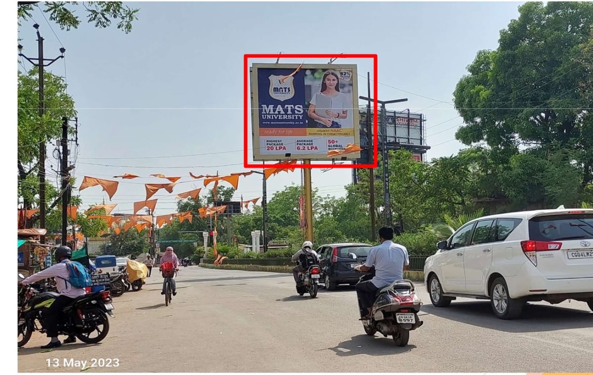 Unipole - KALIBADI CHOWK NR INDIRA GANDHI STATUE FACING MAHILA THANA - Unipole in Raipur, Chhattisgarh