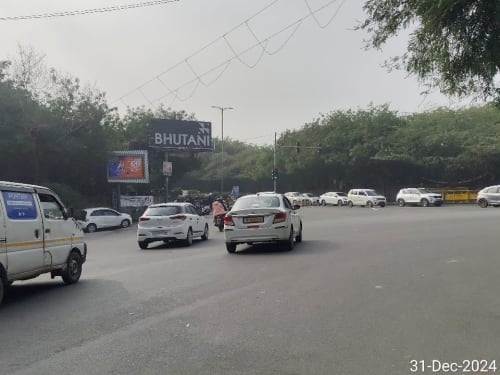 Unipole - Shankar Road Round About Twds Dhaulan Kuan