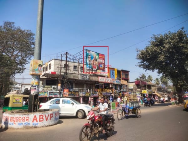 BHADRAK, TOWN HALL CHOWK 30X20 NL