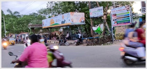 District Bus Shelter - BQSELU-03 - Karrala Vantena, Opp. Vasantha Mahal - 8x5+30x5+8x5