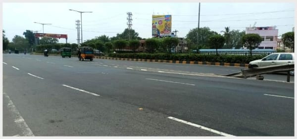 HODVIJ-58 - Hoarding - Benz Circle, Screw Bridge