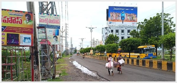 HODGUN-91 - Hoarding - Palakaluru Road (Near Guntur Club)