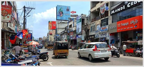 HODVGM-12 - Hoarding - 3 Lamps Junction, Beside Vasu Opticals