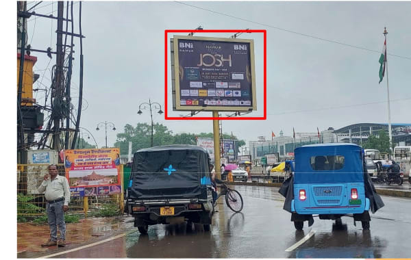 Unipole - INFRONT OF RLY STATION GATE NO.1 FACING GUDHIYARI