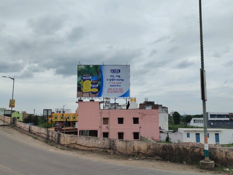 BERHAMPUR AT KHODASINGH OVER BRIDGE,FACING GOPALPUR 20 X 25