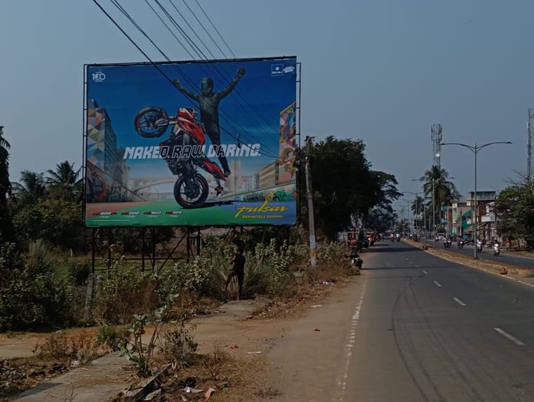 BERHAMPUR AT UNIVERSITY MAIN ROAD FACING GOPALPUR 40 X 30 NL