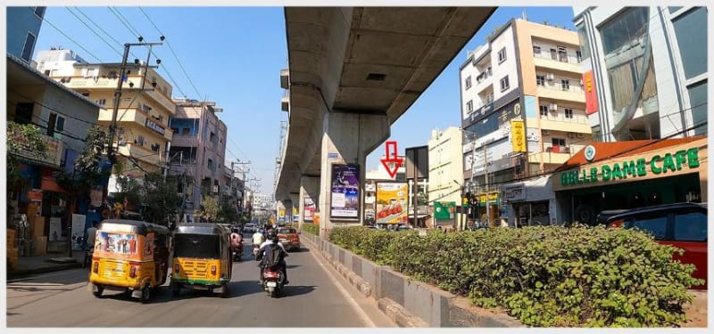 METRO CENTRE MEDIANS - HYD-CM-1717A - Kavuri Hills Mercede Benz Showroom