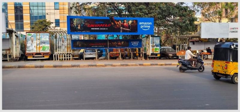 BQSMETROHYD-63 - Metro Bus Shelter - ESI Infront of City Plaza Building - 2