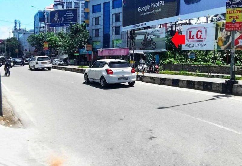 Hoarding - M.G Road Pallimukku From Ravipuram To Pallimukku