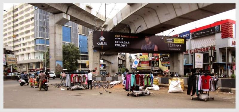 HYD-PRTLS-003 - Metro Portals - Ammerpet Facing Lalbunglow