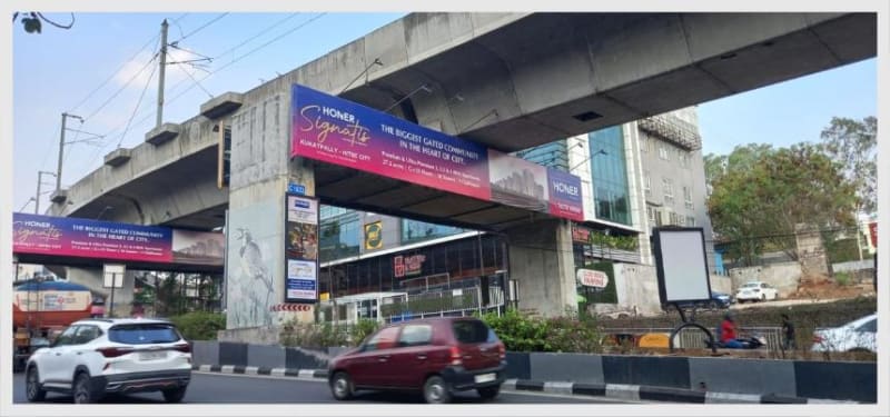 HYD-PRTLS-034 - Metro Portals - Jubilee hills road no.36 facing madhapur