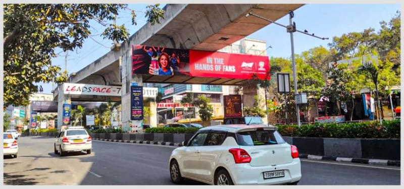HYD-PRTLS-036 - Metro Portals - Jubilee hills road no.36 facing madhapur