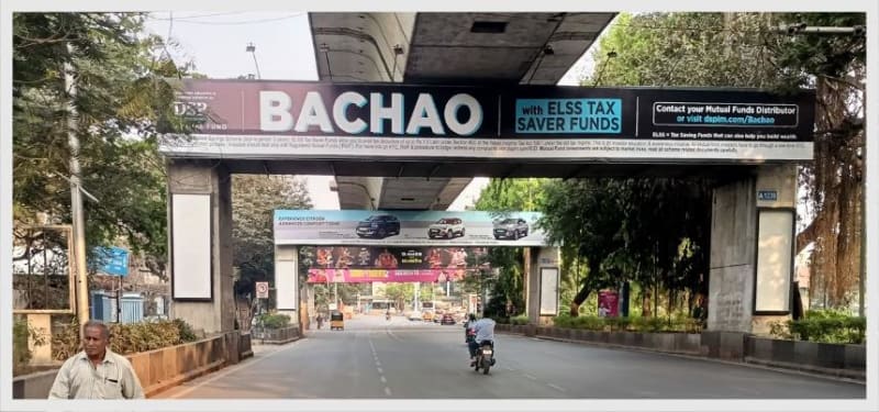 HYD-PRTLS-072 - Metro Portals - Lakdikapool opp Assembly Facing Ravindra Bharathi