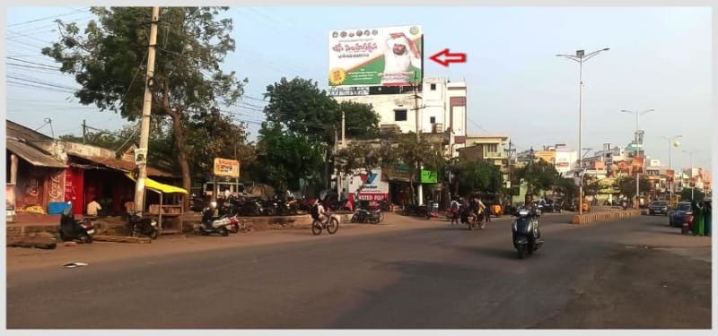 HODVUY-01 - Hoarding - Opp. Veeramma Temple