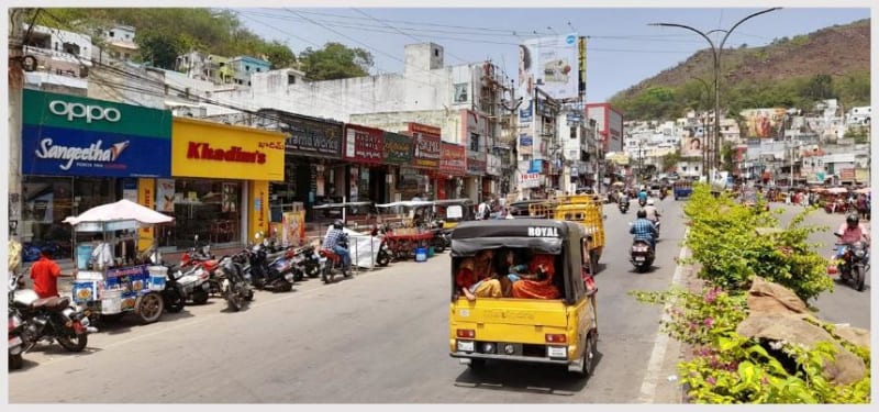 HODVHM-12 - Hoarding - New Gajuwaka, Market Junction