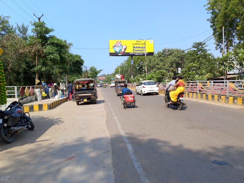 Unipole - New Colony Tiraha One Side Facing Jhanshi Road (Peak Location)