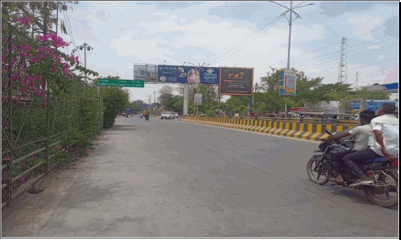 Gantry - NR.KANODIYA PETROL PUMP FACING COLLEGE CHOWK