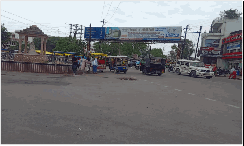 Gantry - SANJAY GANDHI HOSPITAL FACING HOSPITAL CHOWK