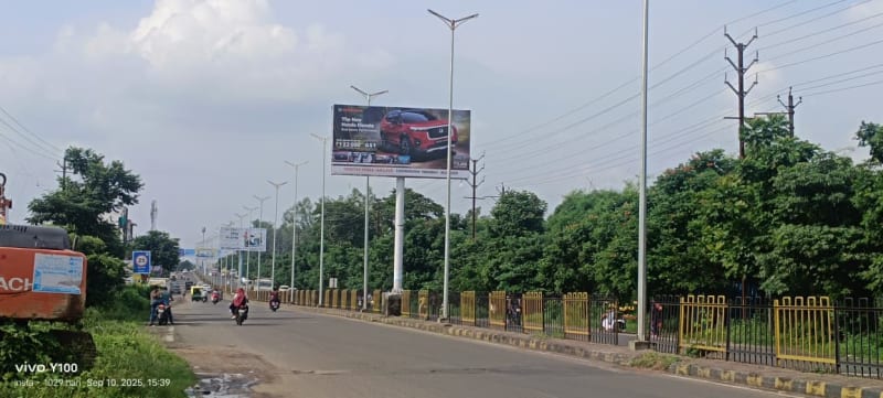 Unipole - OPP MAHAZAN LAWN NAGPUR ROAD