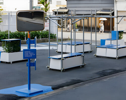 Des tubes d'échafaudage se transforment en mobilier urbain à Osaka