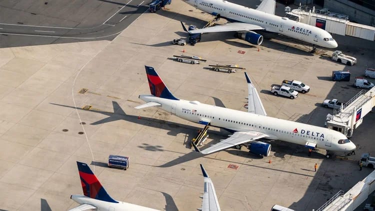 Delta révolutionne le transport aérien : des prix réduits, mais à quel prix ?