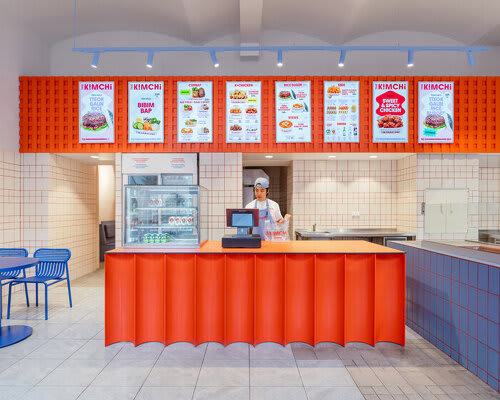 L'énergie visuelle de Séoul s'invite dans un restaurant de Prague