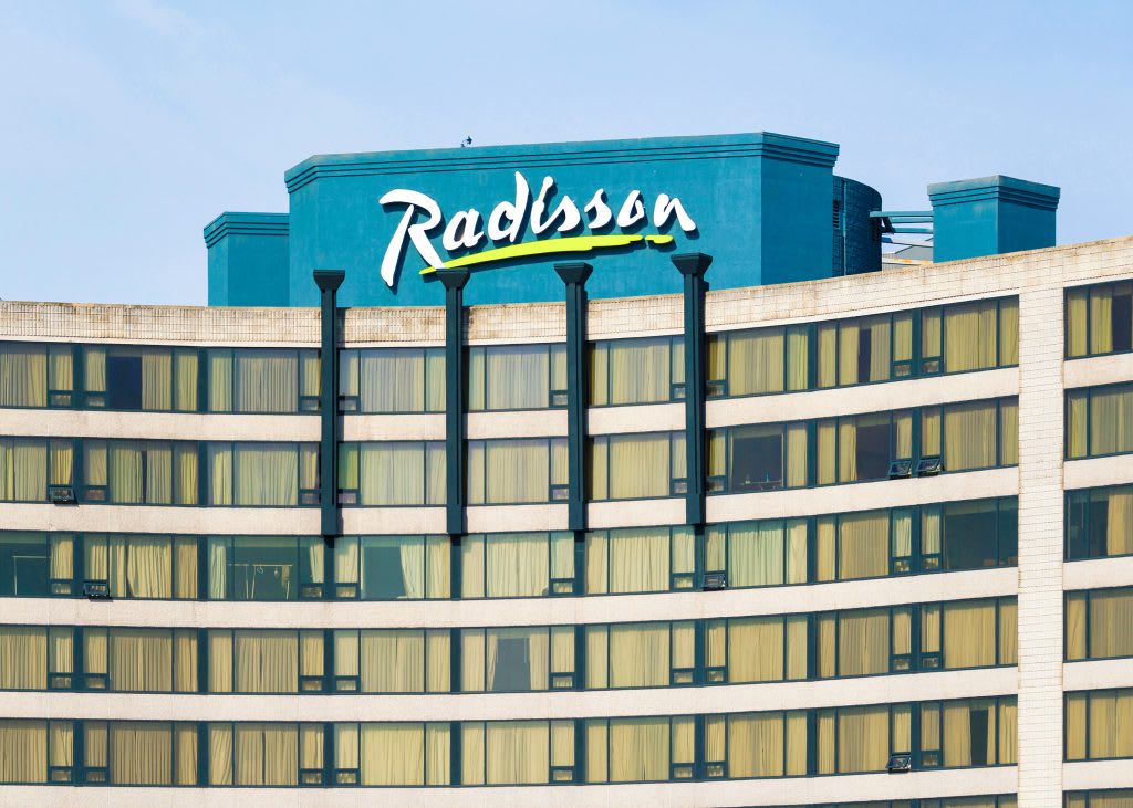 Radisson révolutionne le marché des longs séjours avec une offre B2B dédiée
