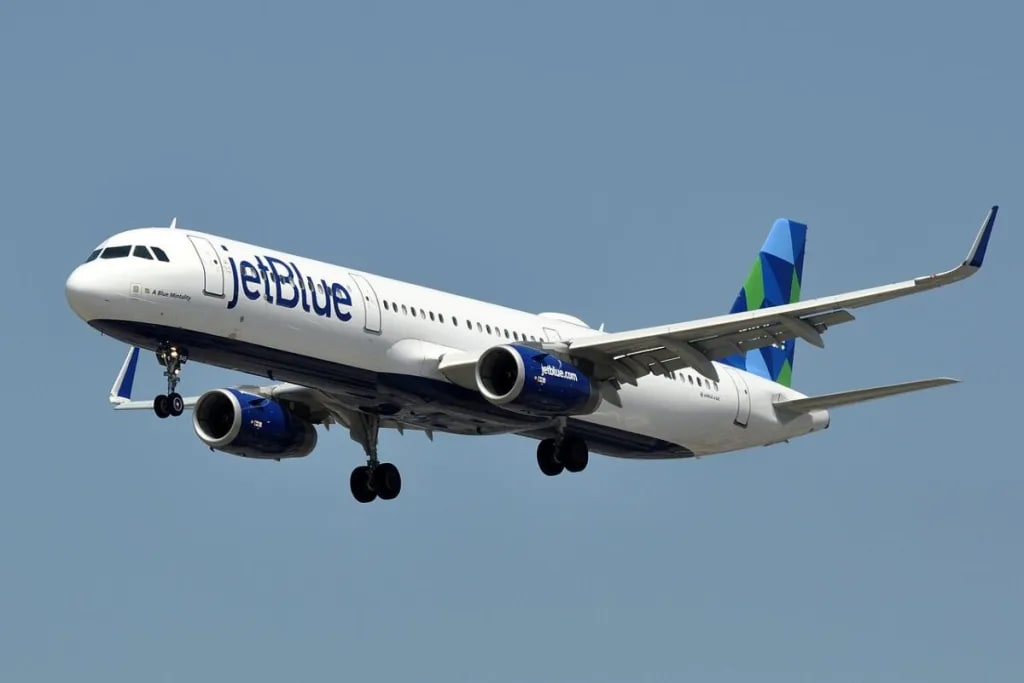 L'échec de Carl Icahn chez JetBlue : des départs au sein du conseil d'administration