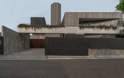 Une oasis de tranquillité au cœur de Jakarta : Le projet RJH House